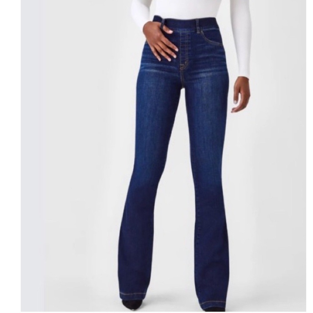 Spanx‎ Shaping Pull On Flare Jeans Midnight Shade Dark Indigo Size Medium Petite
